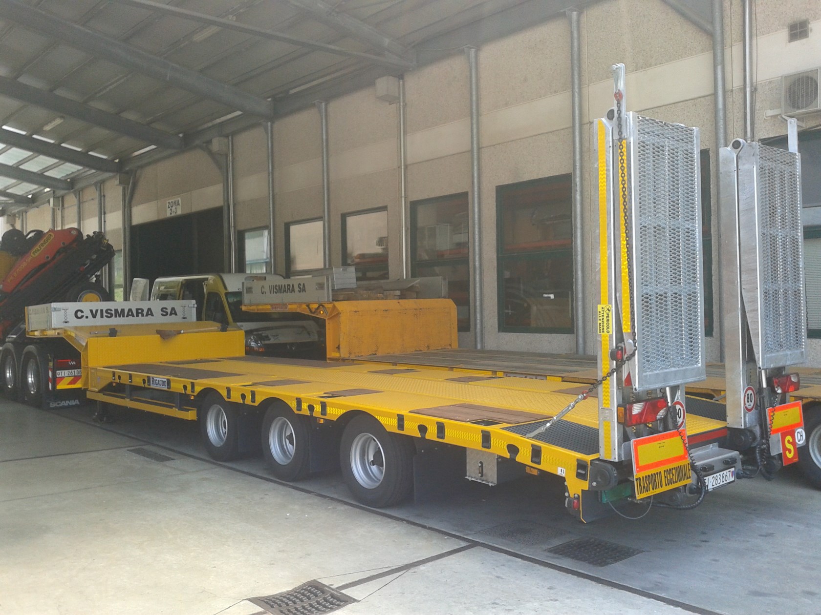 SEMIRIMORCHI ECCEZIONALI E MEZZI D'OPERA